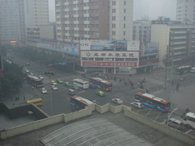 DSC00486 Street scene outside Chengdu hotel