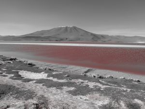 Lago Rojo