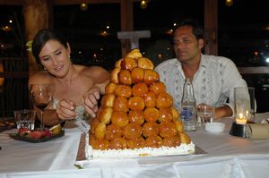 Crokenbush wedding cake