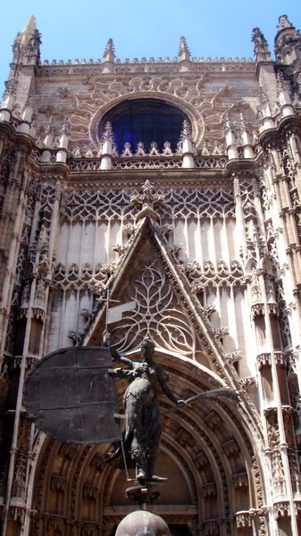 Cathedral in Seville - Here lies Christopher Columbus 