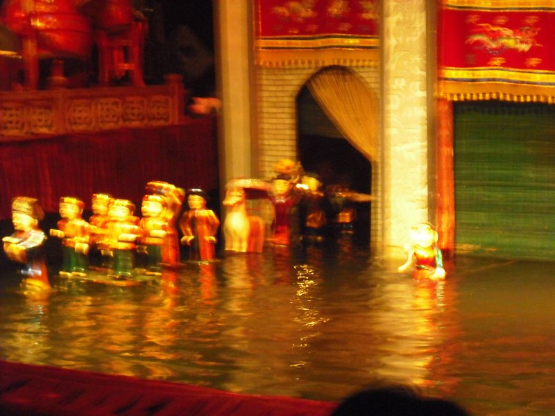 Water Puppet show Hanoi (6)