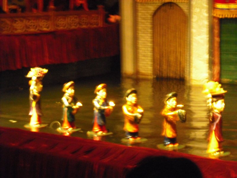 Water Puppet show Hanoi (8)