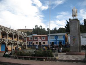 27 Amantani - Main Square