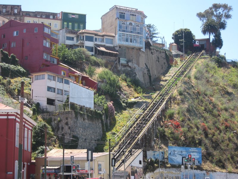 46 Valparaiso - An Ascensor