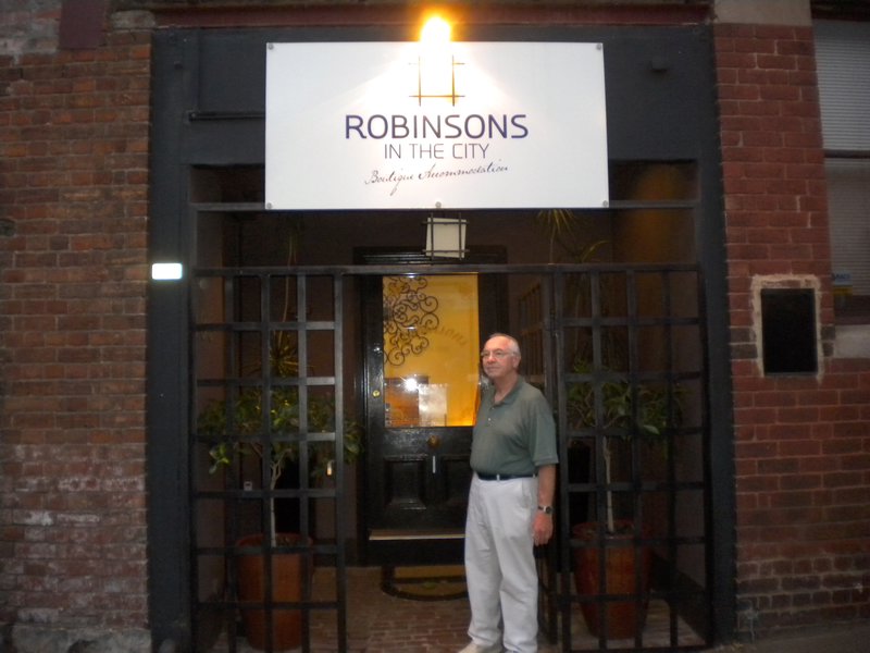 Robinsons Entrance