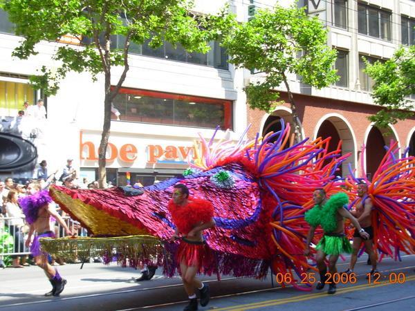 parade dragon