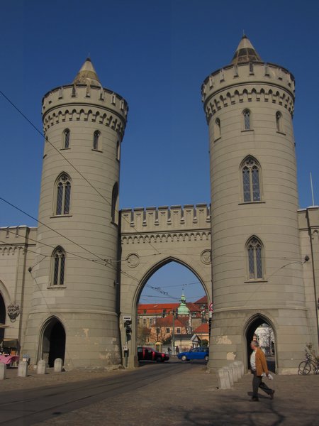 Nauen Gate