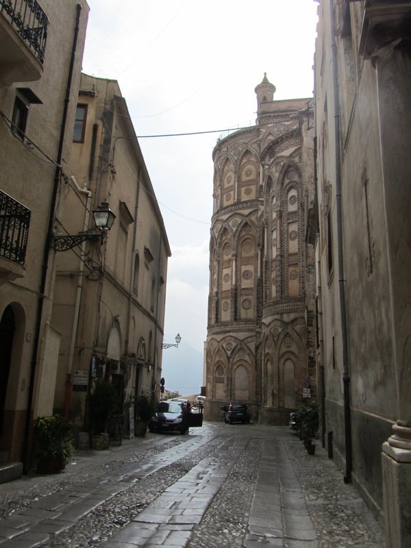 Rear of Monreale cathedral from alleyway