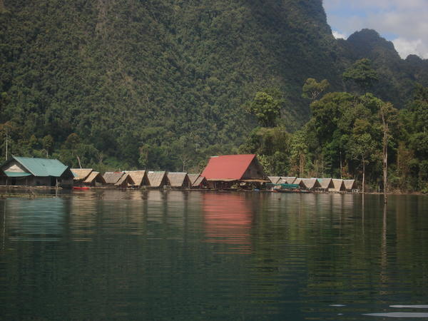 Floating Raft houses