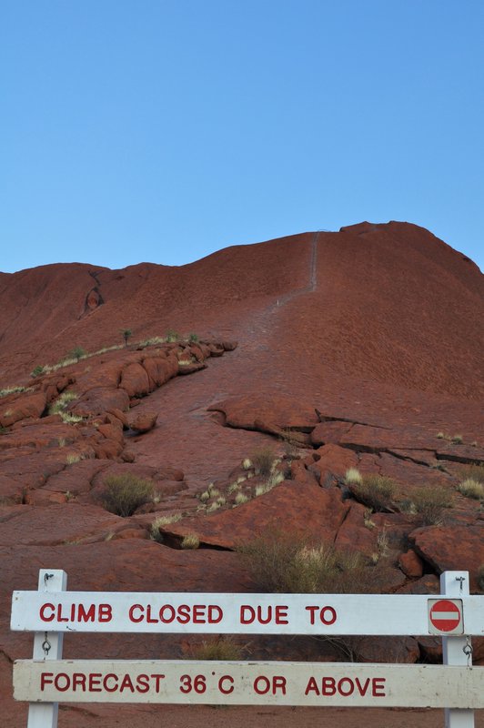7. The closed path to Uluru