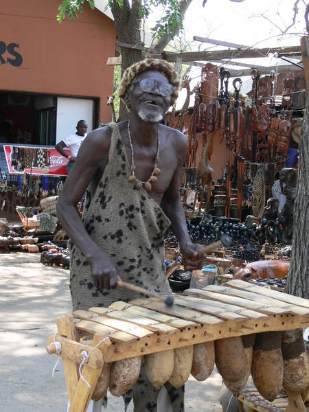 I loved this drumming guy, he was soooo happy