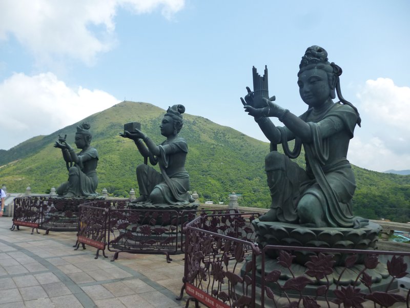 Monuments Surrounding Big Buddha