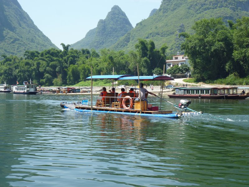 Li River Cruise Race Downstream