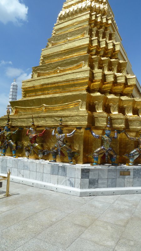 Emerald Temple - Stupa