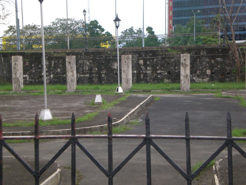 These posts were used for executions when the Japanese controlled Manila