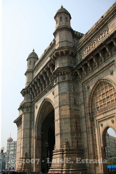 Gateway of India Detail