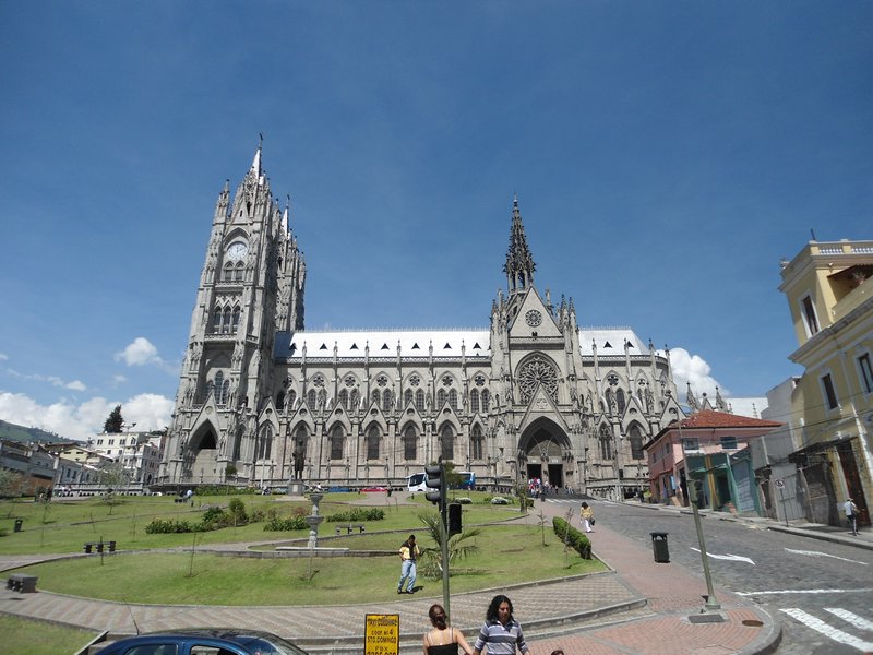 Basilica, Quito