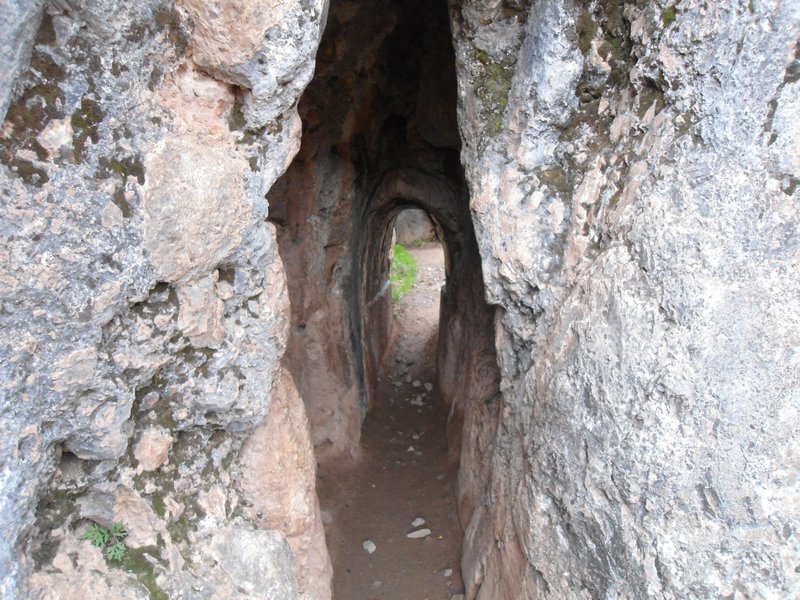 Sacsayhuaman tunnels
