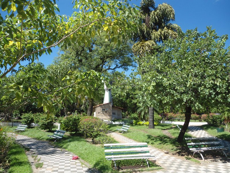 Plaza, Ypacarai