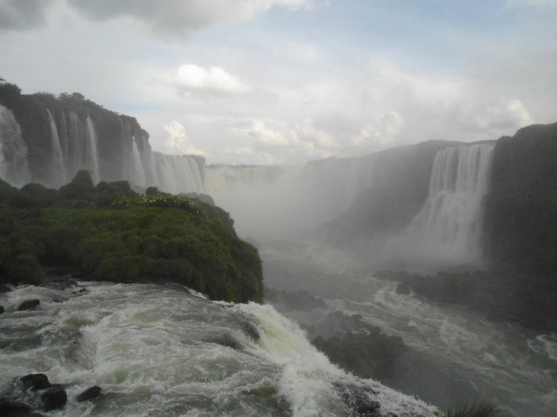Iguacu falls, misty valley