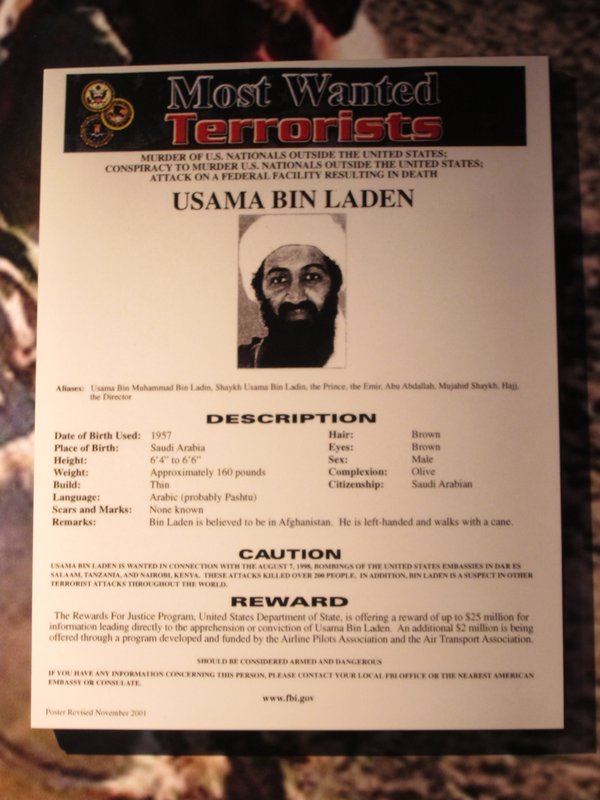  21 Steckbrief für Osama bin Laden