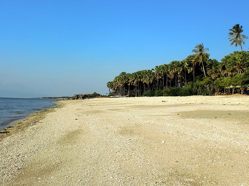 Pantai Nunsui Oesapa