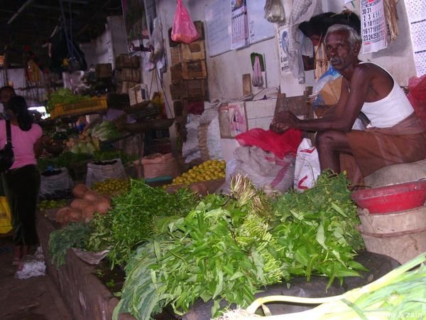 Negombo market
