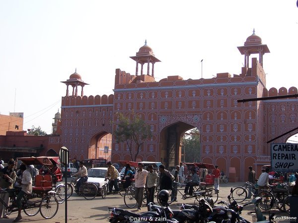 The entrance to the pink city - Jaipur