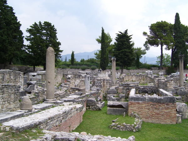 Manastirine - a burial place - Salone - Split