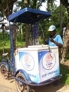 Ice cream seller - Galle