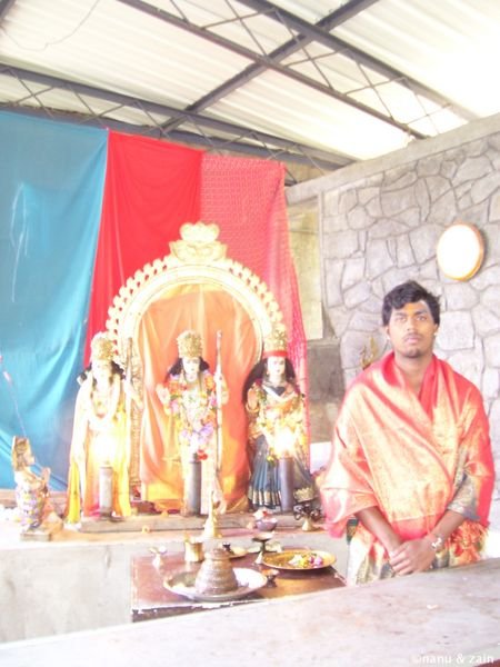 Pujari at Seetha Kovil - Nuwara Eliya