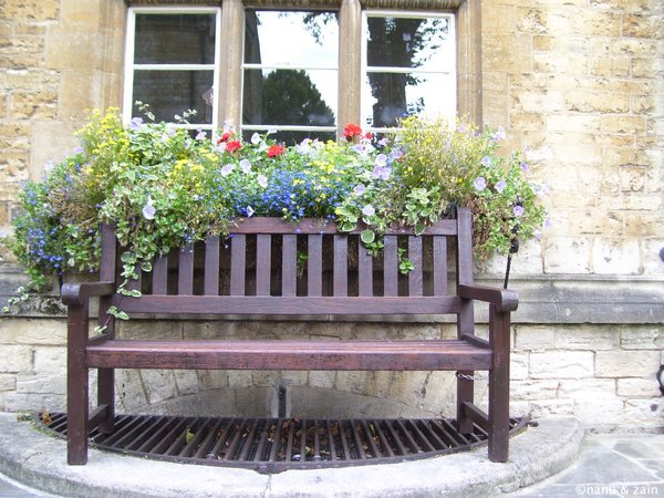 Bench & flowers - Oxford