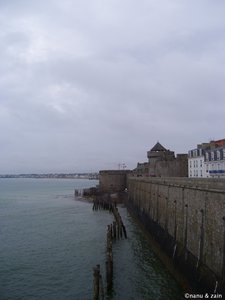Hig Tide - The City Wall
