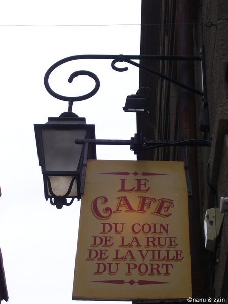 Le Cafe Du Coin-De La Rue-De La Ville-Du Port