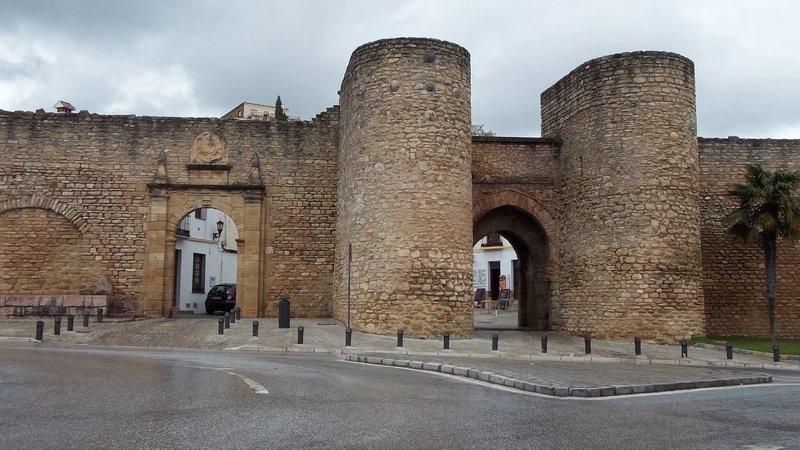 Puerta de Almocábar & Puerta de Carlos V