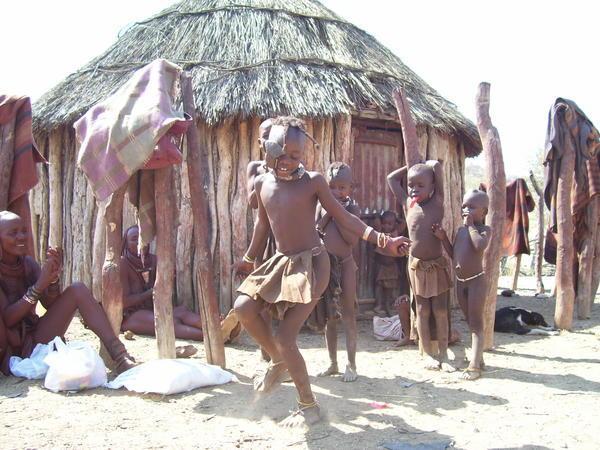 Demonstrating Himb dance