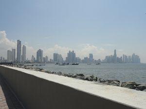 dy view of Panama City from near  my hostel