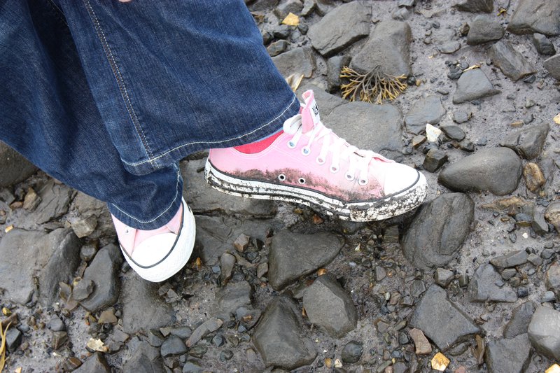 best walking shoes for muddy conditions