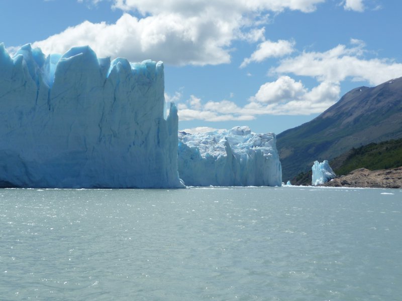 16 Glacier from a boat