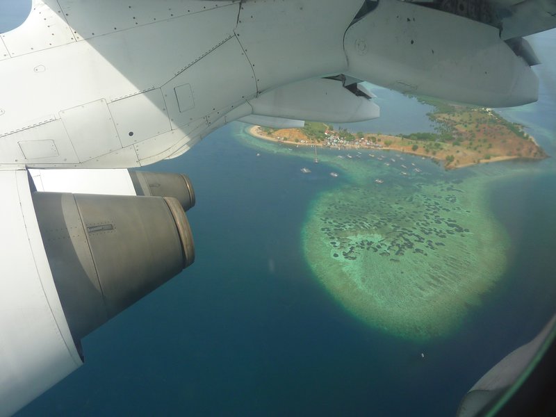 Flying into Flores