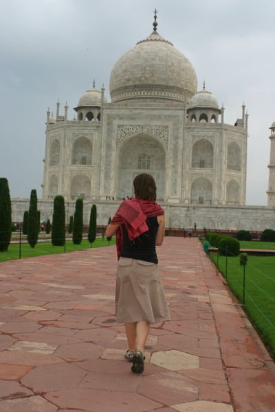 Towards the Taj