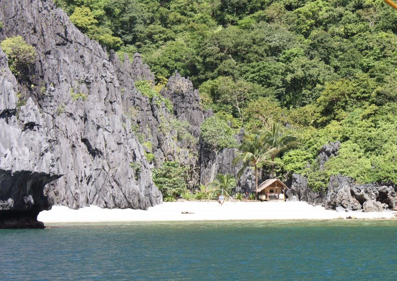 Just another perfect beach in El Nido