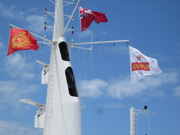 RMS Queen Mary 2 showing her flags