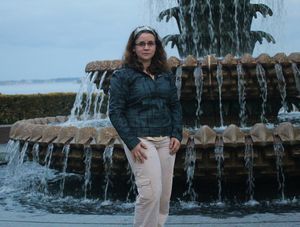 Me in front of fountain