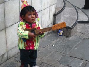 A little uke player