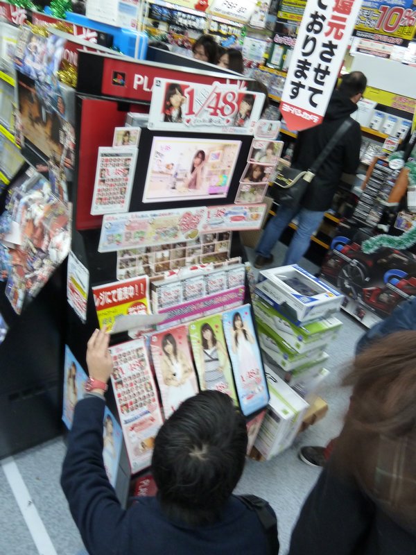 Yodobashi Umeda Electronic store (7)