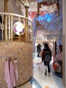 Hello Kitty Chan Store (3)
