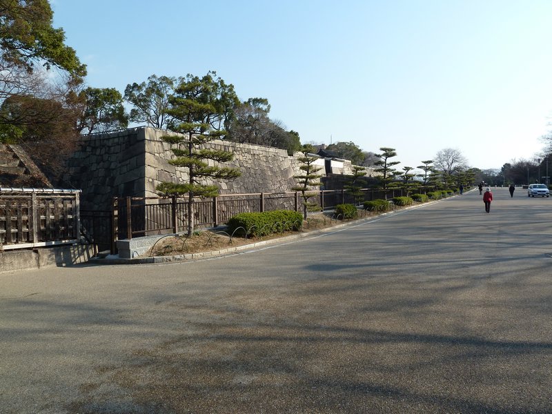 Osaka Castle entrance Sakura gate (1)