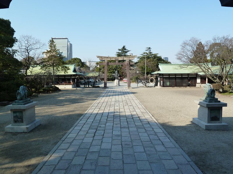 Osaka Castle Hokoku Jinja Shrine (3)