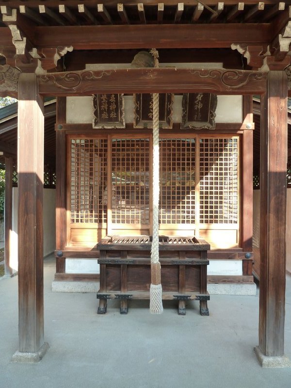 Osaka Castle Hokoku Jinja Shrine (7)